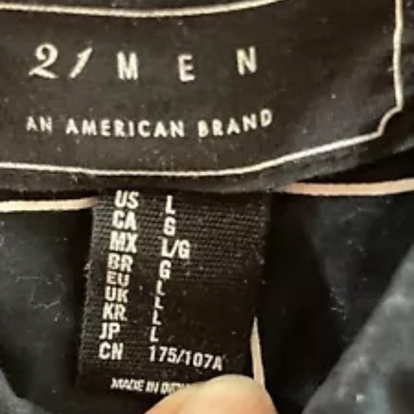 21 Men An American Brand Navy Button up Shirt Size L - Picture 2 of 4